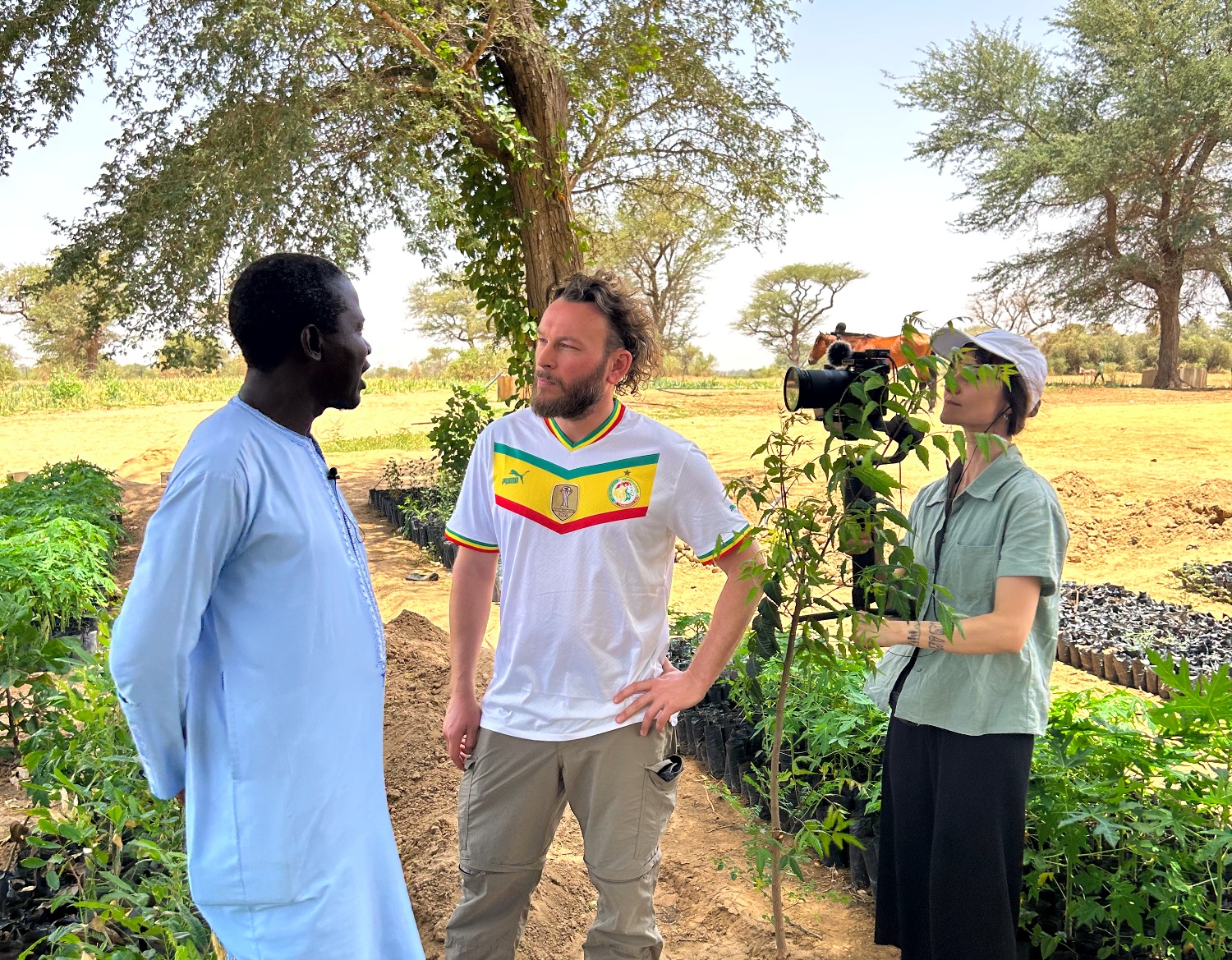 Kevin Riemer-Schadendorf im Interview im Senegal.