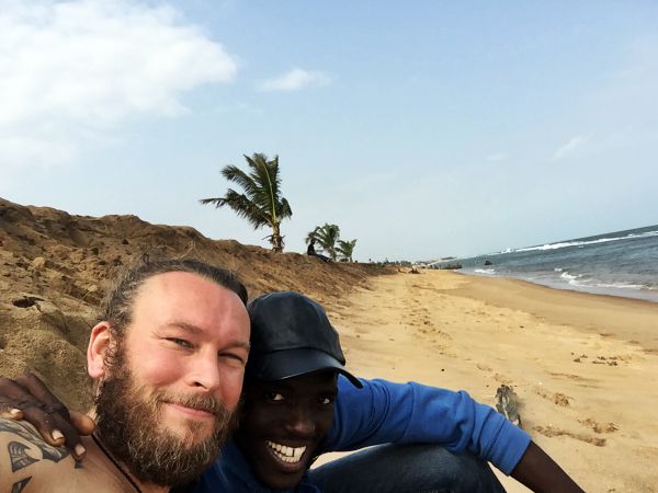 Strand Lome in Togo mit Palmen